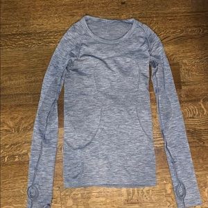 Grey long sleeve lululemon shirt